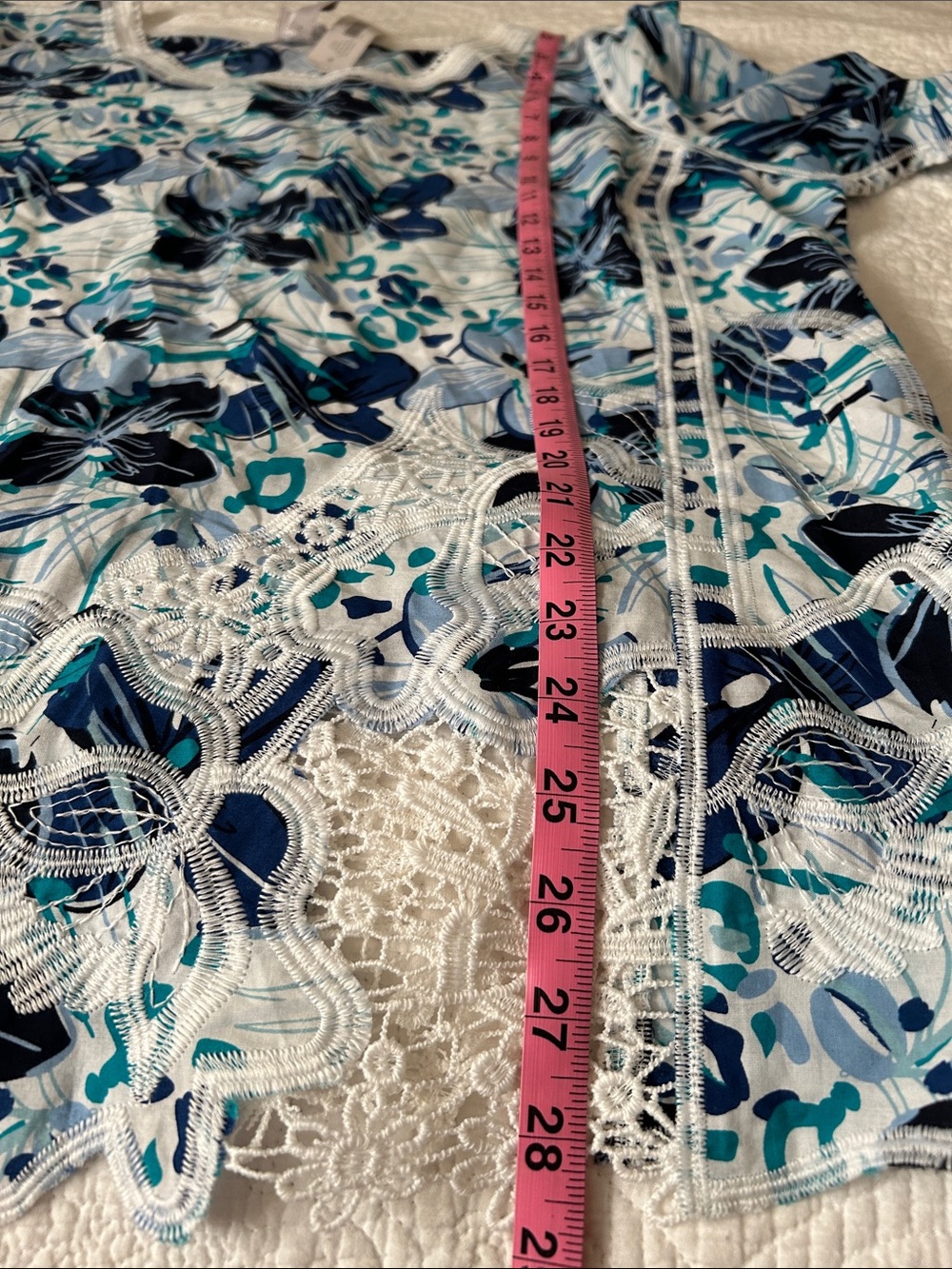 NWT Chico's White Floral Tunic with Blue & Teal with embroidery and lace - Picture 12 of 14